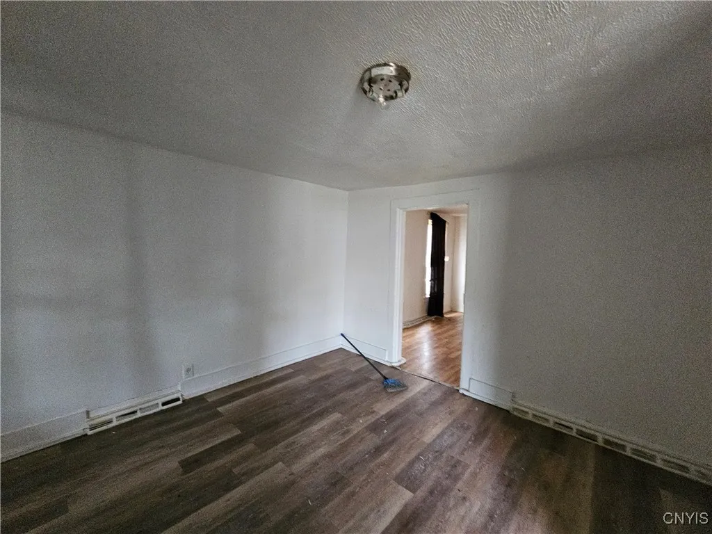 108 Gold Street, Utica, New York 13501, Utica, New York 13501, 4 Bedrooms Bedrooms, ,Multi Family,For Sale,108 Gold Street, Utica, New York 13501,S1617811