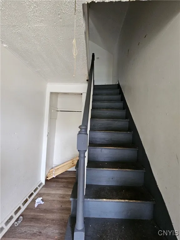 108 Gold Street, Utica, New York 13501, Utica, New York 13501, 4 Bedrooms Bedrooms, ,Multi Family,For Sale,108 Gold Street, Utica, New York 13501,S1617811