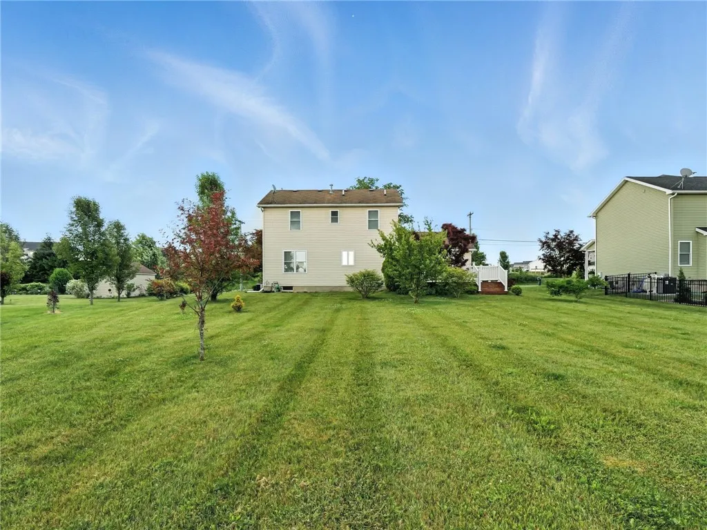 187 Moore Road, Henrietta, New York 14586, Henrietta, New York 14586, 3 Bedrooms Bedrooms, 8 Rooms Rooms,2 BathroomsBathrooms,Residential Lease,Closed,187 Moore Road, Henrietta, New York 14586,R1616967