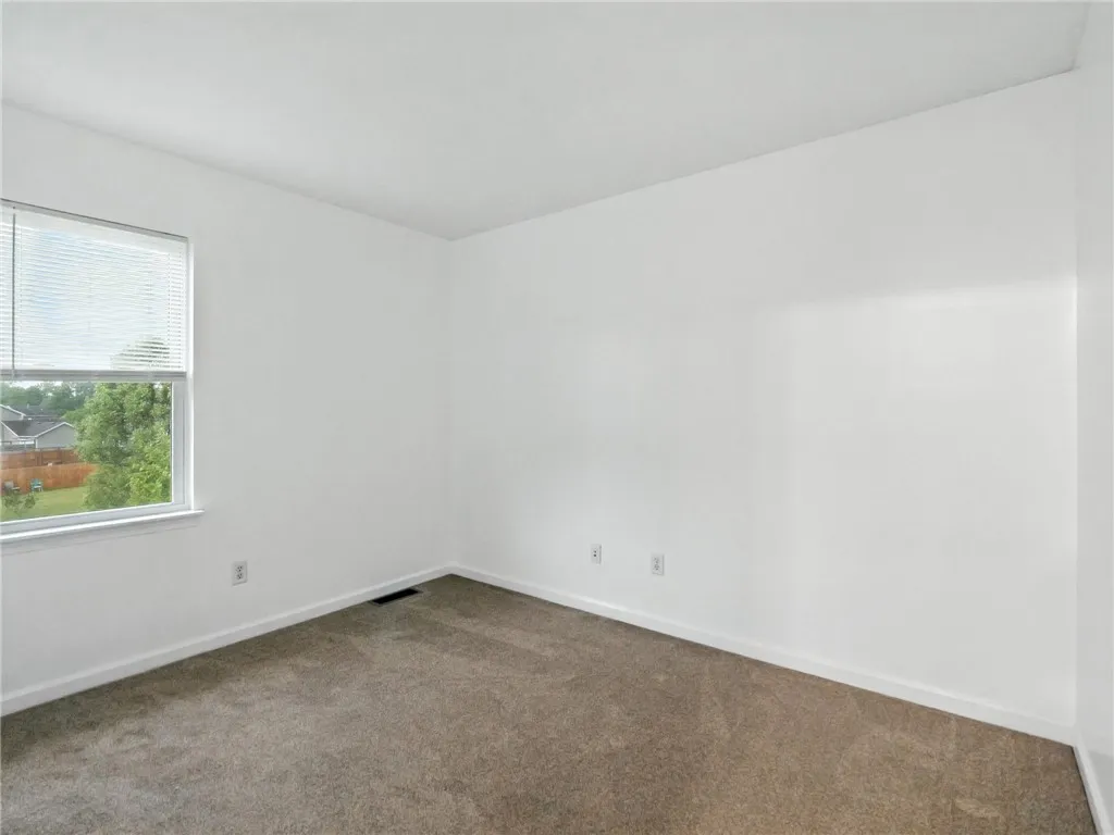 187 Moore Road, Henrietta, New York 14586, Henrietta, New York 14586, 3 Bedrooms Bedrooms, 8 Rooms Rooms,2 BathroomsBathrooms,Residential Lease,Closed,187 Moore Road, Henrietta, New York 14586,R1616967