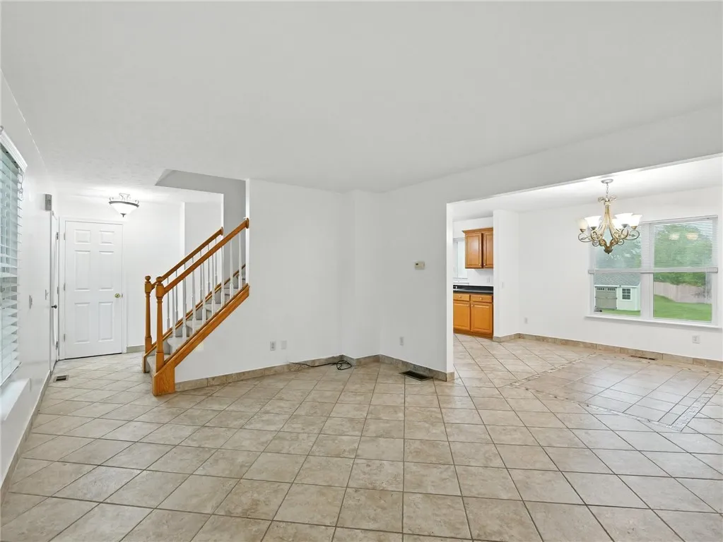 187 Moore Road, Henrietta, New York 14586, Henrietta, New York 14586, 3 Bedrooms Bedrooms, 8 Rooms Rooms,2 BathroomsBathrooms,Residential Lease,Closed,187 Moore Road, Henrietta, New York 14586,R1616967