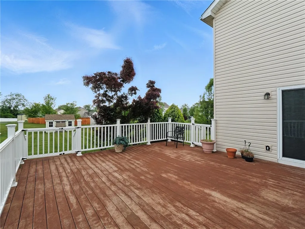 187 Moore Road, Henrietta, New York 14586, Henrietta, New York 14586, 3 Bedrooms Bedrooms, 8 Rooms Rooms,2 BathroomsBathrooms,Residential Lease,Closed,187 Moore Road, Henrietta, New York 14586,R1616967