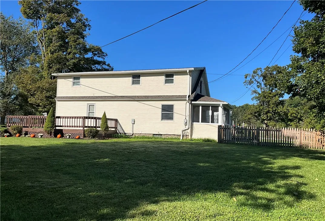 11752 State Route 90, Locke, New York 13092, Locke, New York 13092, 4 Bedrooms Bedrooms, 9 Rooms Rooms,2 BathroomsBathrooms,Residential,For Sale,11752 State Route 90, Locke, New York 13092,0,R1617801