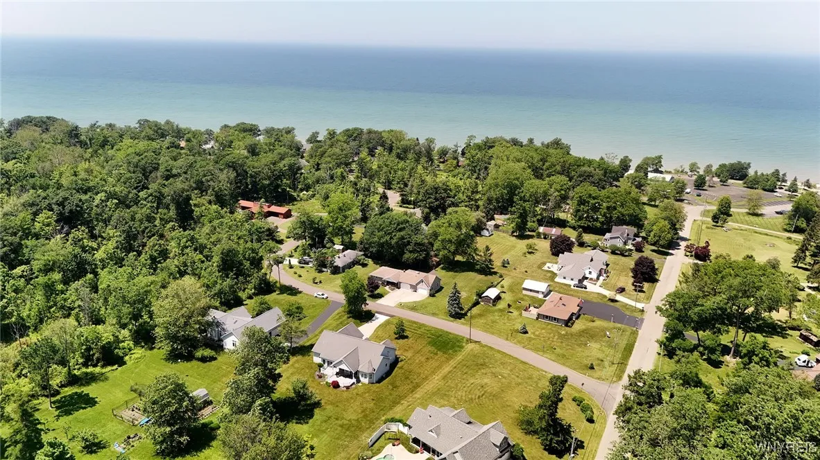 7271 Beechwood Road, Evans, New York 14047, Evans, New York 14047, 3 Bedrooms Bedrooms, 8 Rooms Rooms,2 BathroomsBathrooms,Residential,Closed,7271 Beechwood Road, Evans, New York 14047,B1617360