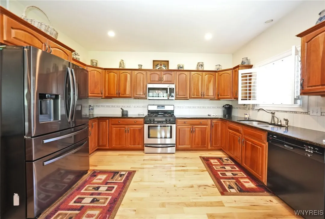 7271 Beechwood Road, Evans, New York 14047, Evans, New York 14047, 3 Bedrooms Bedrooms, 8 Rooms Rooms,2 BathroomsBathrooms,Residential,Closed,7271 Beechwood Road, Evans, New York 14047,B1617360