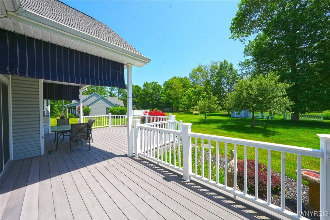 7271 Beechwood Road, Evans, New York 14047, Evans, New York 14047, 3 Bedrooms Bedrooms, 8 Rooms Rooms,2 BathroomsBathrooms,Residential,Closed,7271 Beechwood Road, Evans, New York 14047,B1617360