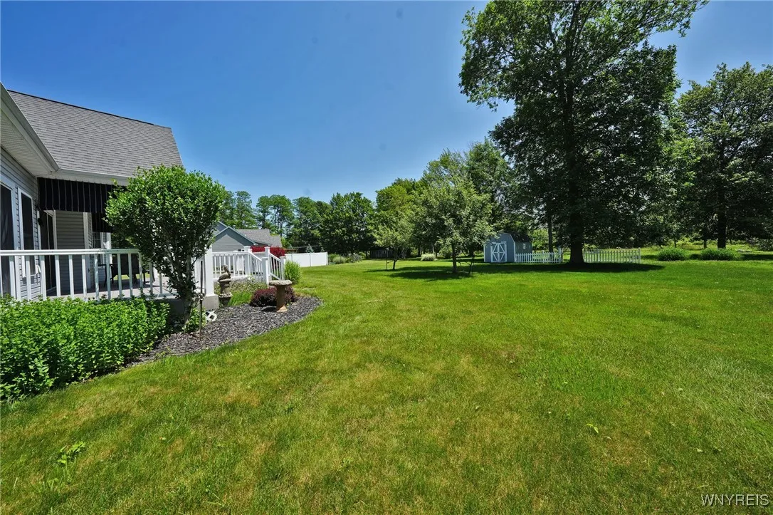 7271 Beechwood Road, Evans, New York 14047, Evans, New York 14047, 3 Bedrooms Bedrooms, 8 Rooms Rooms,2 BathroomsBathrooms,Residential,Closed,7271 Beechwood Road, Evans, New York 14047,B1617360