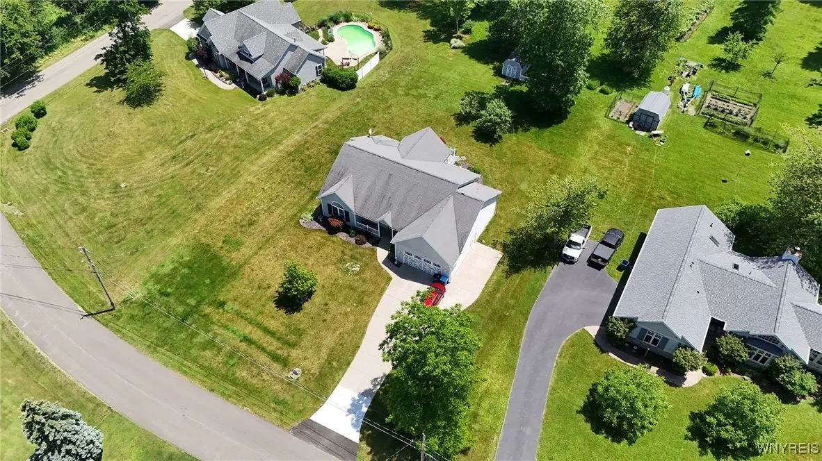 7271 Beechwood Road, Evans, New York 14047, Evans, New York 14047, 3 Bedrooms Bedrooms, 8 Rooms Rooms,2 BathroomsBathrooms,Residential,Closed,7271 Beechwood Road, Evans, New York 14047,B1617360