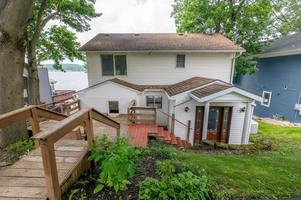 Completely rebuilt in 1984, this has a covered entryway, lots of deck space in the shade, lots of natural light from windows