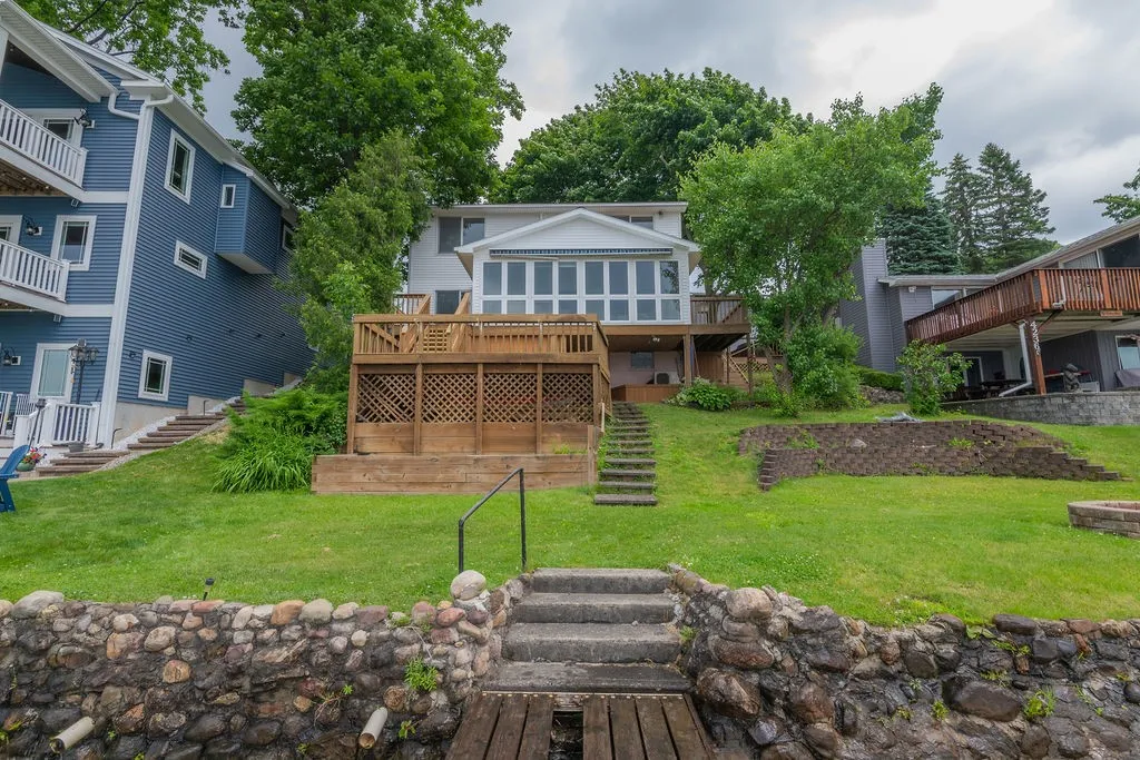 4232 East Lake Road, Livonia, New York 14487, Livonia, New York 14487, 4 Bedrooms Bedrooms, 8 Rooms Rooms,2 BathroomsBathrooms,Residential,Closed,4232 East Lake Road, Livonia, New York 14487,R1617740