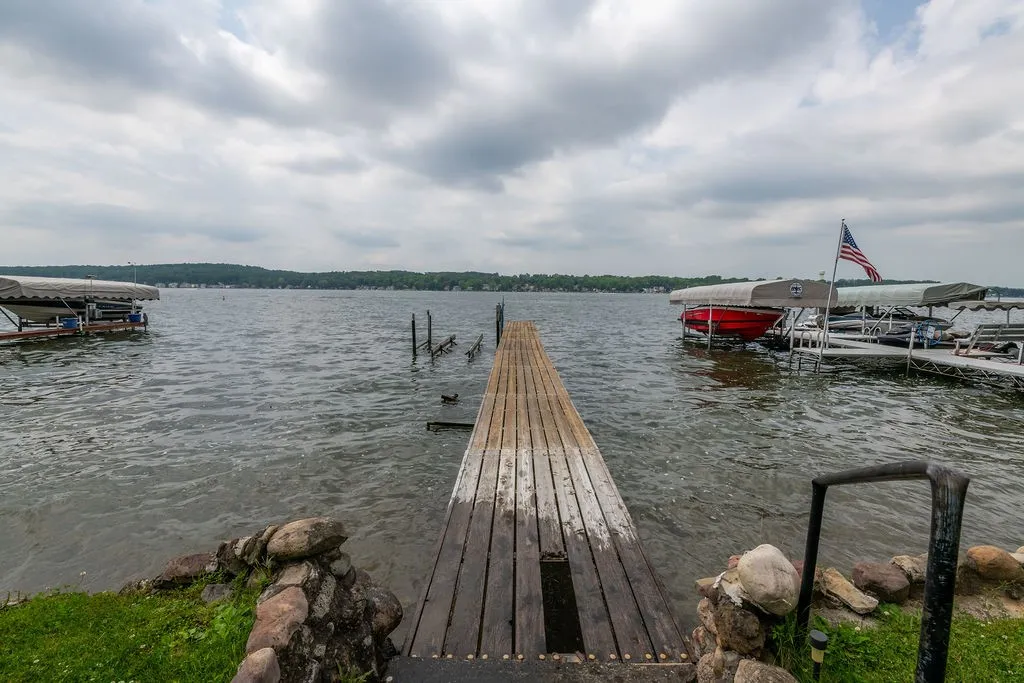 60 foot dock included! Boat hoist negotiable