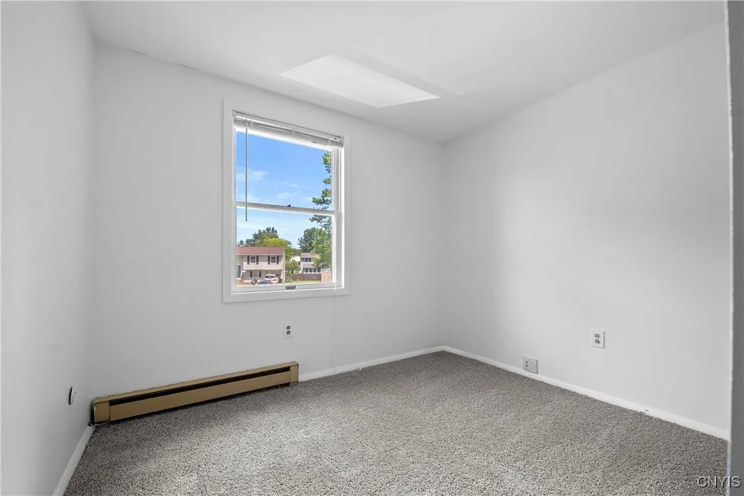 109 Roundmill Lane, Manlius, New York 13116, Manlius, New York 13116, 3 Bedrooms Bedrooms, 8 Rooms Rooms,1 BathroomBathrooms,Residential,Closed,109 Roundmill Lane, Manlius, New York 13116,0,S1616238