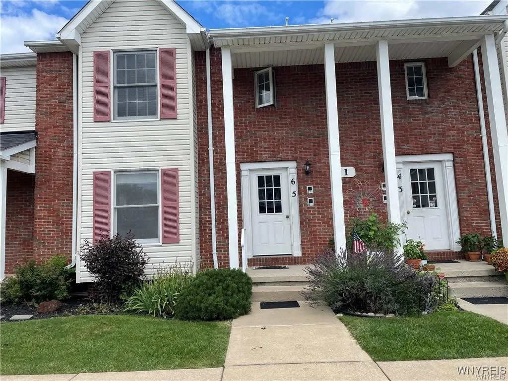 1 Keph Drive 6, Amherst, New York 14228, Amherst, New York 14228, 2 Bedrooms Bedrooms, 5 Rooms Rooms,2 BathroomsBathrooms,Residential Lease,For Rent,1 Keph Drive 6, Amherst, New York 14228,B1614680