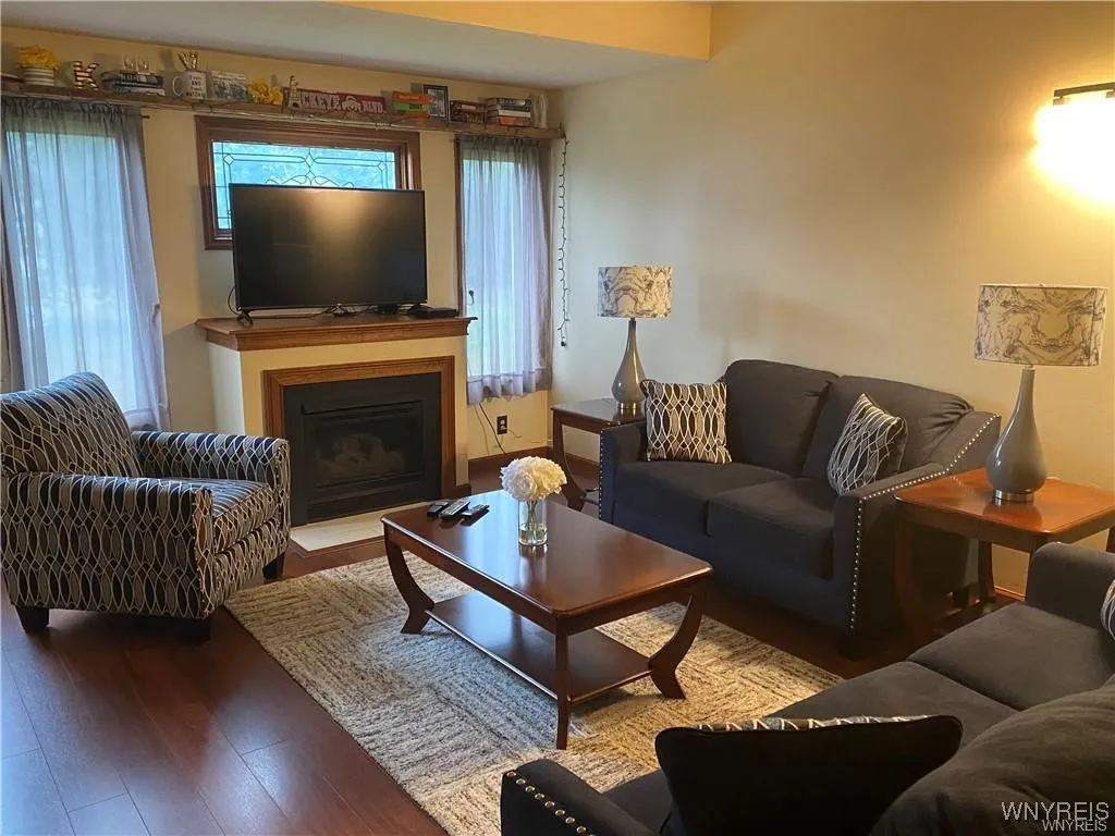 1 Keph Drive 6, Amherst, New York 14228, Amherst, New York 14228, 2 Bedrooms Bedrooms, 5 Rooms Rooms,2 BathroomsBathrooms,Residential Lease,For Rent,1 Keph Drive 6, Amherst, New York 14228,B1614680