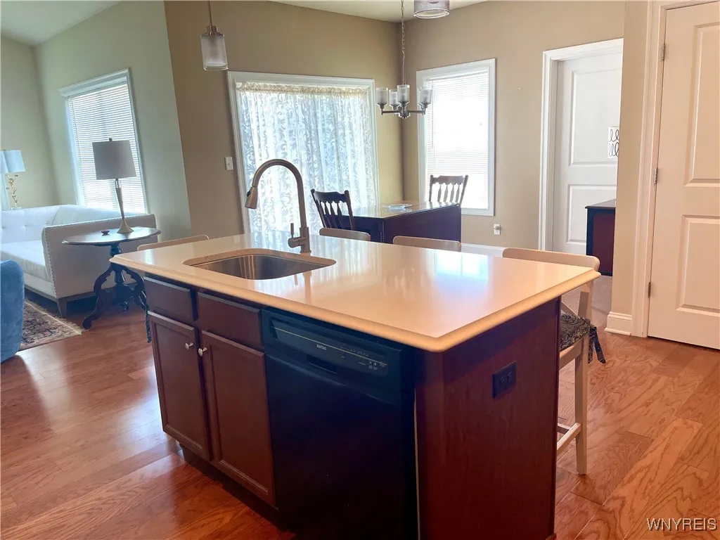 5665 Southwestern Boulevard 37, Hamburg, New York, Hamburg, New York 14075, 2 Bedrooms Bedrooms, 6 Rooms Rooms,2 BathroomsBathrooms,Residential,Closed,5665 Southwestern Boulevard 37, Hamburg, New York ,B1617632