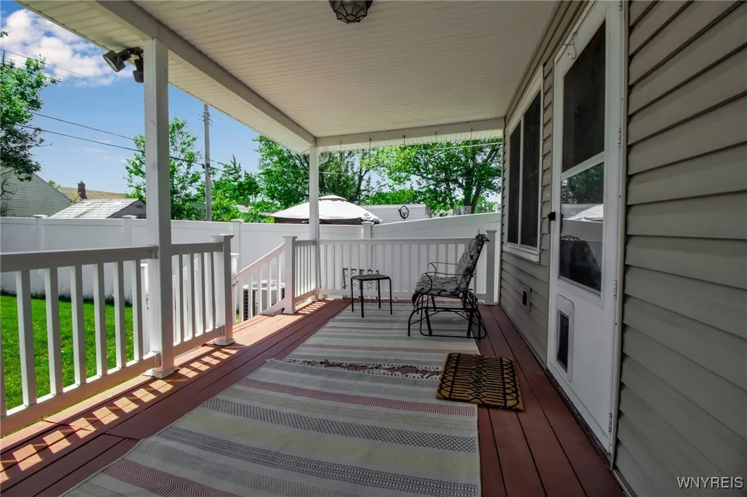 338 Kinsey Avenue, Tonawanda-town, New York 14217, Tonawanda, New York 14217, 3 Bedrooms Bedrooms, 8 Rooms Rooms,2 BathroomsBathrooms,Residential,Closed,338 Kinsey Avenue, Tonawanda-town, New York 14217,0,B1616258