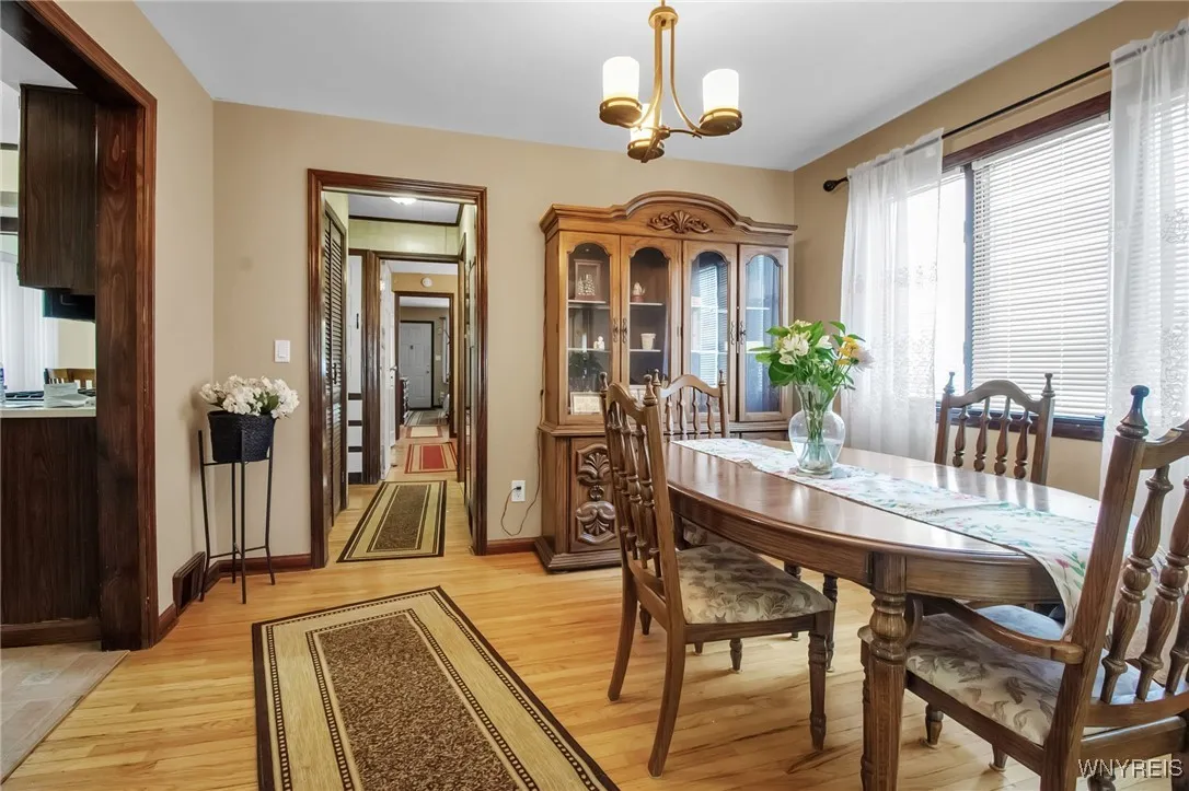 338 Kinsey Avenue, Tonawanda-town, New York 14217, Tonawanda, New York 14217, 3 Bedrooms Bedrooms, 8 Rooms Rooms,2 BathroomsBathrooms,Residential,Closed,338 Kinsey Avenue, Tonawanda-town, New York 14217,0,B1616258