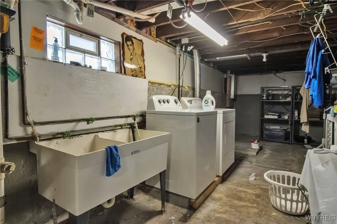 338 Kinsey Avenue, Tonawanda-town, New York 14217, Tonawanda, New York 14217, 3 Bedrooms Bedrooms, 8 Rooms Rooms,2 BathroomsBathrooms,Residential,Closed,338 Kinsey Avenue, Tonawanda-town, New York 14217,0,B1616258