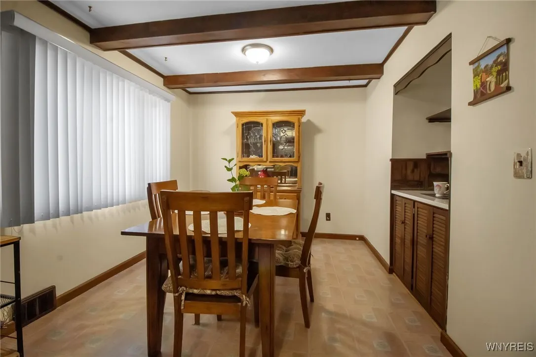 338 Kinsey Avenue, Tonawanda-town, New York 14217, Tonawanda, New York 14217, 3 Bedrooms Bedrooms, 8 Rooms Rooms,2 BathroomsBathrooms,Residential,Closed,338 Kinsey Avenue, Tonawanda-town, New York 14217,0,B1616258