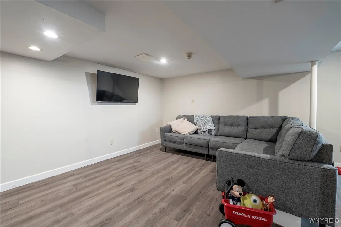278 Shady Grove Drive, Amherst, New York 14051, Amherst, New York 14051, 3 Bedrooms Bedrooms, 6 Rooms Rooms,1 BathroomBathrooms,Residential,Closed,278 Shady Grove Drive, Amherst, New York 14051,0,B1617625