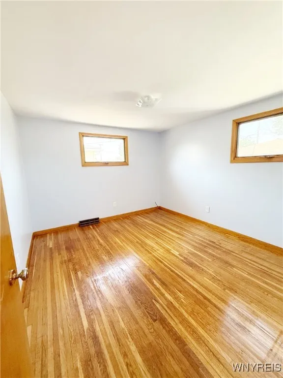 30 Nassau Lane, Cheektowaga, New York 14225, Cheektowaga, New York 14225, 3 Bedrooms Bedrooms, 6 Rooms Rooms,1 BathroomBathrooms,Residential,For Sale,30 Nassau Lane, Cheektowaga, New York 14225,B1617692