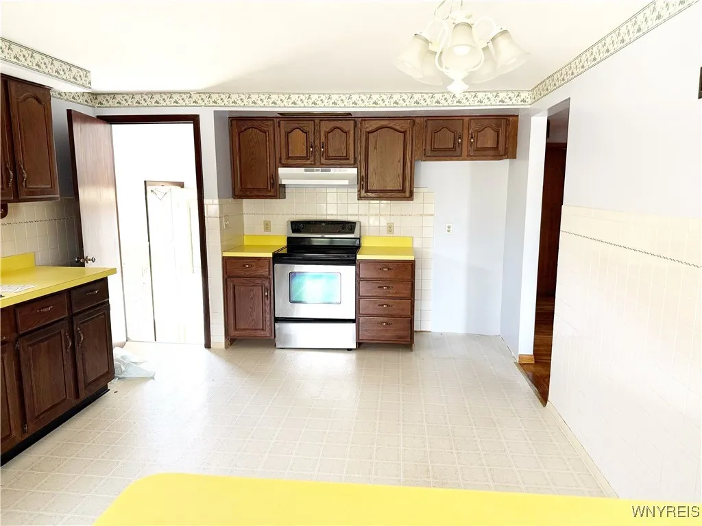 30 Nassau Lane, Cheektowaga, New York 14225, Cheektowaga, New York 14225, 3 Bedrooms Bedrooms, 6 Rooms Rooms,1 BathroomBathrooms,Residential,For Sale,30 Nassau Lane, Cheektowaga, New York 14225,B1617692
