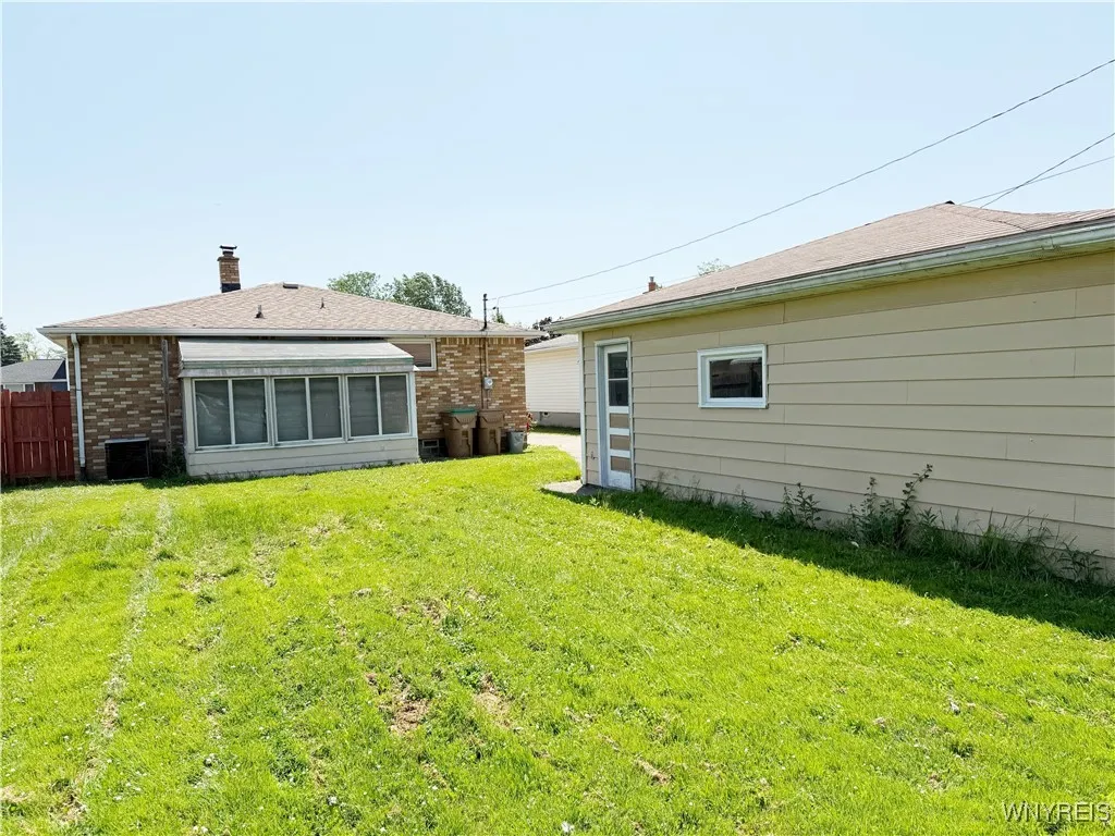 30 Nassau Lane, Cheektowaga, New York 14225, Cheektowaga, New York 14225, 3 Bedrooms Bedrooms, 6 Rooms Rooms,1 BathroomBathrooms,Residential,For Sale,30 Nassau Lane, Cheektowaga, New York 14225,B1617692