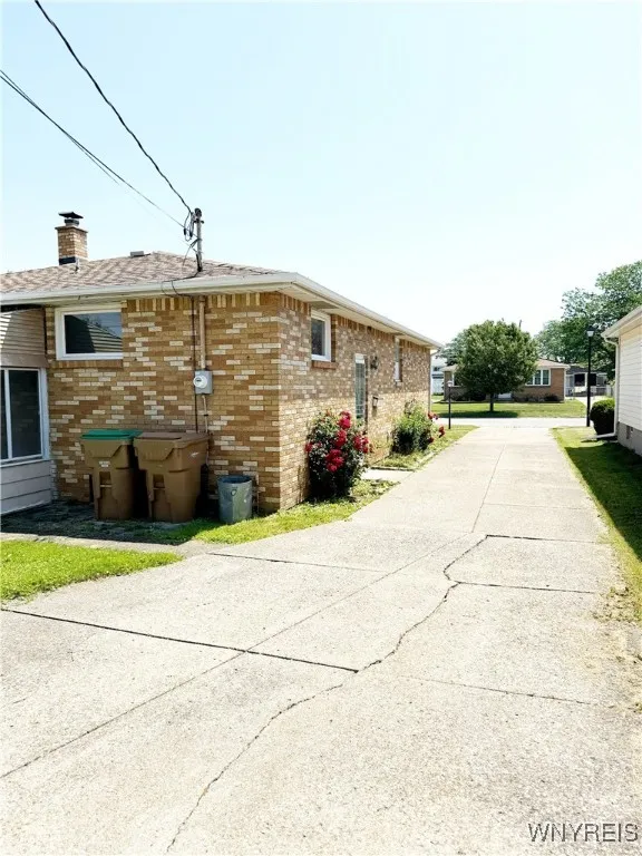 30 Nassau Lane, Cheektowaga, New York 14225, Cheektowaga, New York 14225, 3 Bedrooms Bedrooms, 6 Rooms Rooms,1 BathroomBathrooms,Residential,For Sale,30 Nassau Lane, Cheektowaga, New York 14225,B1617692