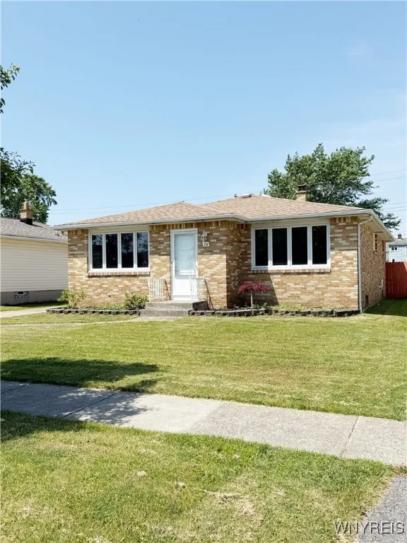 30 Nassau Lane, Cheektowaga, New York 14225, Cheektowaga, New York 14225, 3 Bedrooms Bedrooms, 6 Rooms Rooms,1 BathroomBathrooms,Residential,For Sale,30 Nassau Lane, Cheektowaga, New York 14225,B1617692