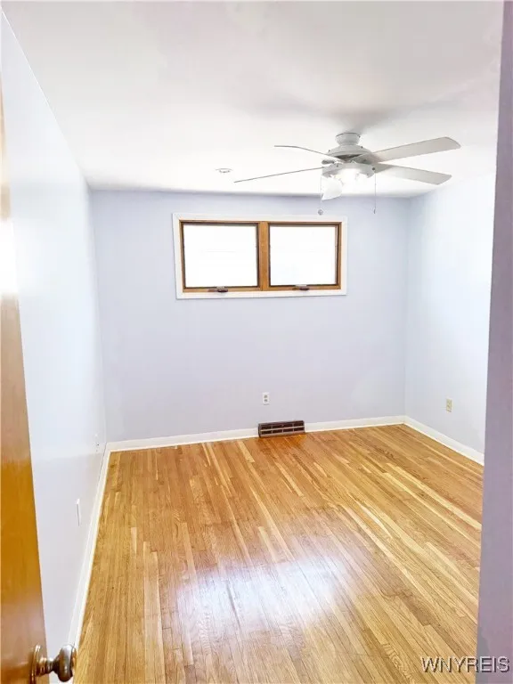 30 Nassau Lane, Cheektowaga, New York 14225, Cheektowaga, New York 14225, 3 Bedrooms Bedrooms, 6 Rooms Rooms,1 BathroomBathrooms,Residential,For Sale,30 Nassau Lane, Cheektowaga, New York 14225,B1617692