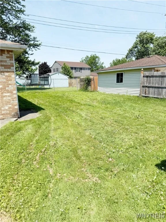 30 Nassau Lane, Cheektowaga, New York 14225, Cheektowaga, New York 14225, 3 Bedrooms Bedrooms, 6 Rooms Rooms,1 BathroomBathrooms,Residential,For Sale,30 Nassau Lane, Cheektowaga, New York 14225,B1617692