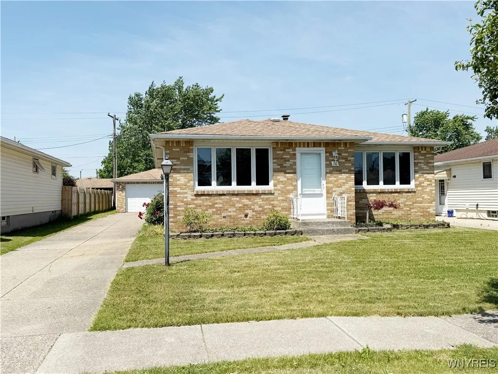 30 Nassau Lane, Cheektowaga, New York 14225, Cheektowaga, New York 14225, 3 Bedrooms Bedrooms, 6 Rooms Rooms,1 BathroomBathrooms,Residential,For Sale,30 Nassau Lane, Cheektowaga, New York 14225,B1617692
