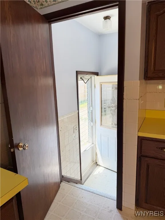 30 Nassau Lane, Cheektowaga, New York 14225, Cheektowaga, New York 14225, 3 Bedrooms Bedrooms, 6 Rooms Rooms,1 BathroomBathrooms,Residential,For Sale,30 Nassau Lane, Cheektowaga, New York 14225,B1617692