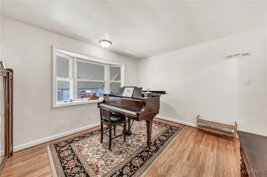 79 Dekalb Street, Tonawanda-city, New York 14150, Tonawanda, New York 14150, 3 Bedrooms Bedrooms, 6 Rooms Rooms,1 BathroomBathrooms,Residential,Closed,79 Dekalb Street, Tonawanda-city, New York 14150,B1617051