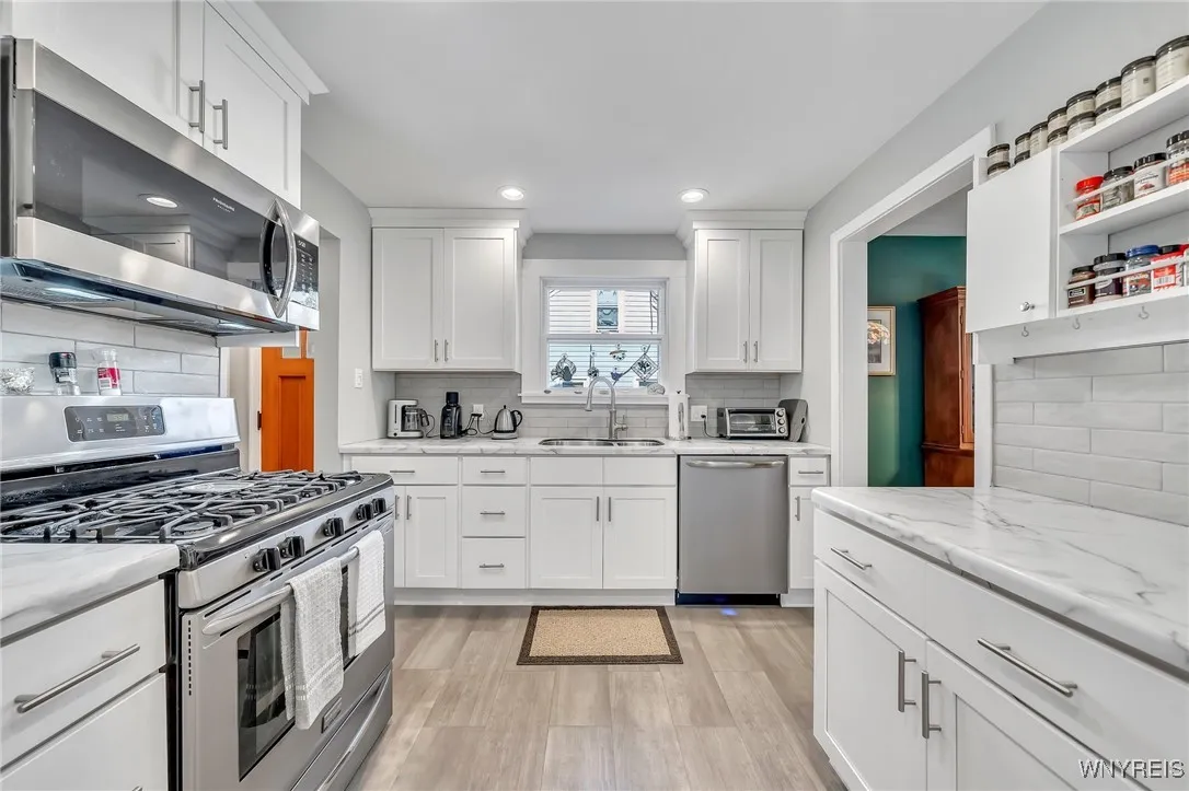 79 Dekalb Street, Tonawanda-city, New York 14150, Tonawanda, New York 14150, 3 Bedrooms Bedrooms, 6 Rooms Rooms,1 BathroomBathrooms,Residential,Closed,79 Dekalb Street, Tonawanda-city, New York 14150,B1617051