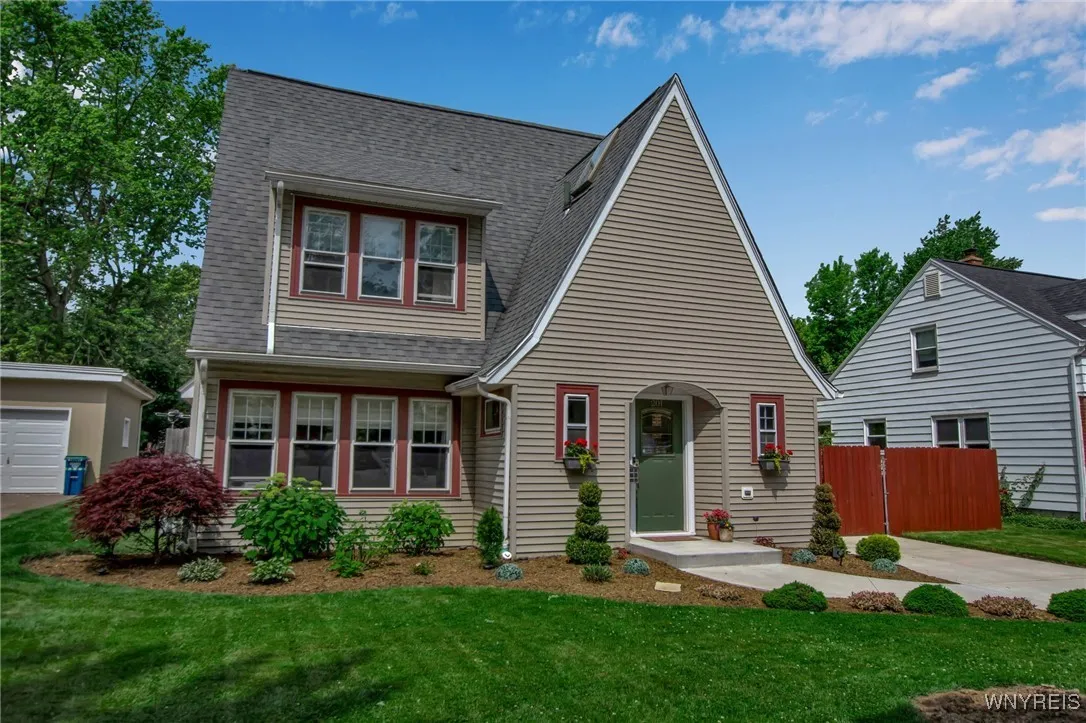 201 Walton Drive, Amherst, New York 14226, Amherst, New York 14226, 3 Bedrooms Bedrooms, 7 Rooms Rooms,1 BathroomBathrooms,Residential,Closed,201 Walton Drive, Amherst, New York 14226,0,B1617526