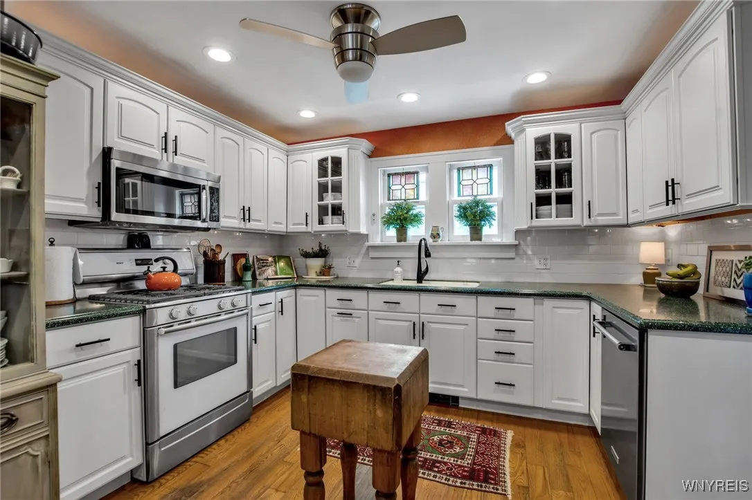 201 Walton Drive, Amherst, New York 14226, Amherst, New York 14226, 3 Bedrooms Bedrooms, 7 Rooms Rooms,1 BathroomBathrooms,Residential,Closed,201 Walton Drive, Amherst, New York 14226,0,B1617526