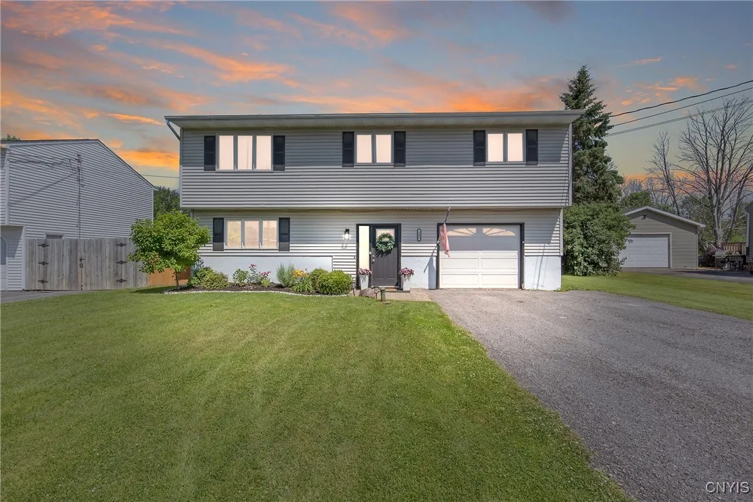 105 Sharon Road, Geddes, New York 13209, Geddes, New York 13209, 3 Bedrooms Bedrooms, 7 Rooms Rooms,1 BathroomBathrooms,Residential,Closed,105 Sharon Road, Geddes, New York 13209,S1617633