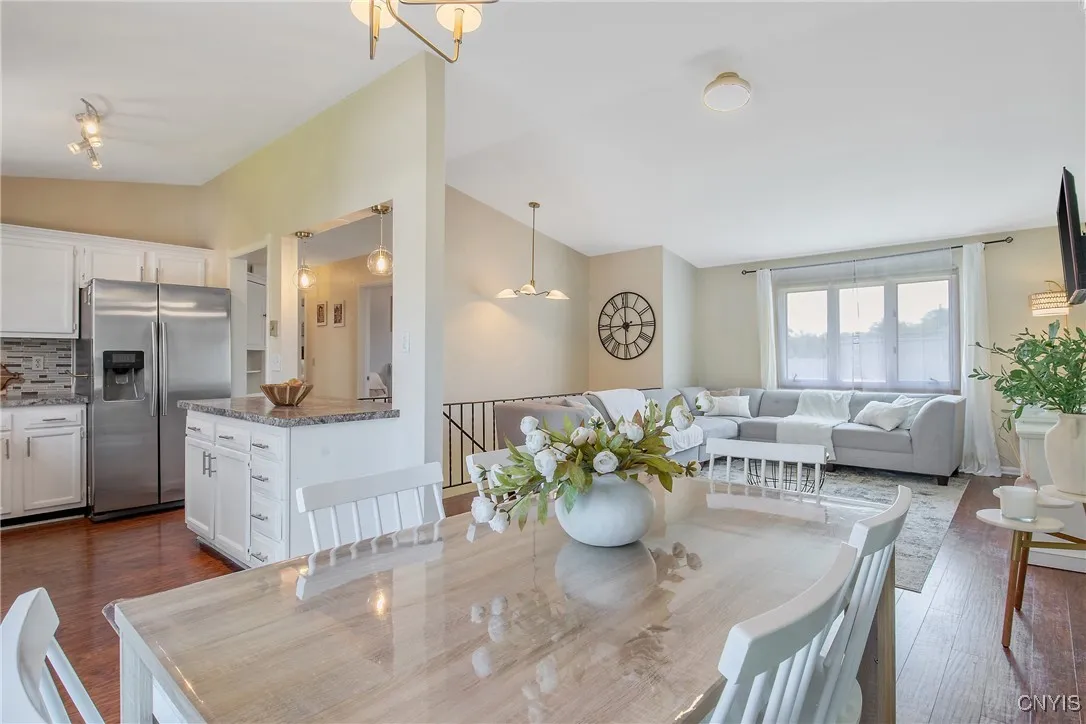 105 Sharon Road, Geddes, New York 13209, Geddes, New York 13209, 3 Bedrooms Bedrooms, 7 Rooms Rooms,1 BathroomBathrooms,Residential,Closed,105 Sharon Road, Geddes, New York 13209,S1617633
