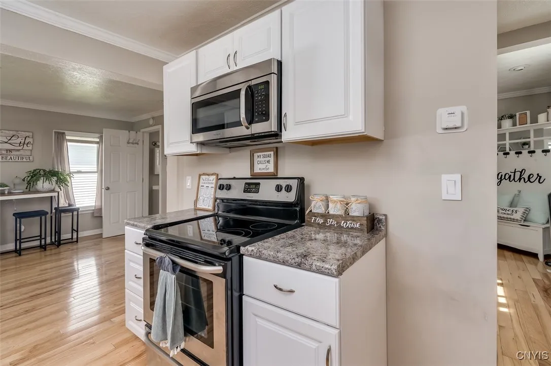 92 Riverside Drive, Wilna, New York 13619, Wilna, New York 13628, 3 Bedrooms Bedrooms, 7 Rooms Rooms,1 BathroomBathrooms,Residential,For Sale,92 Riverside Drive, Wilna, New York 13619,S1617919