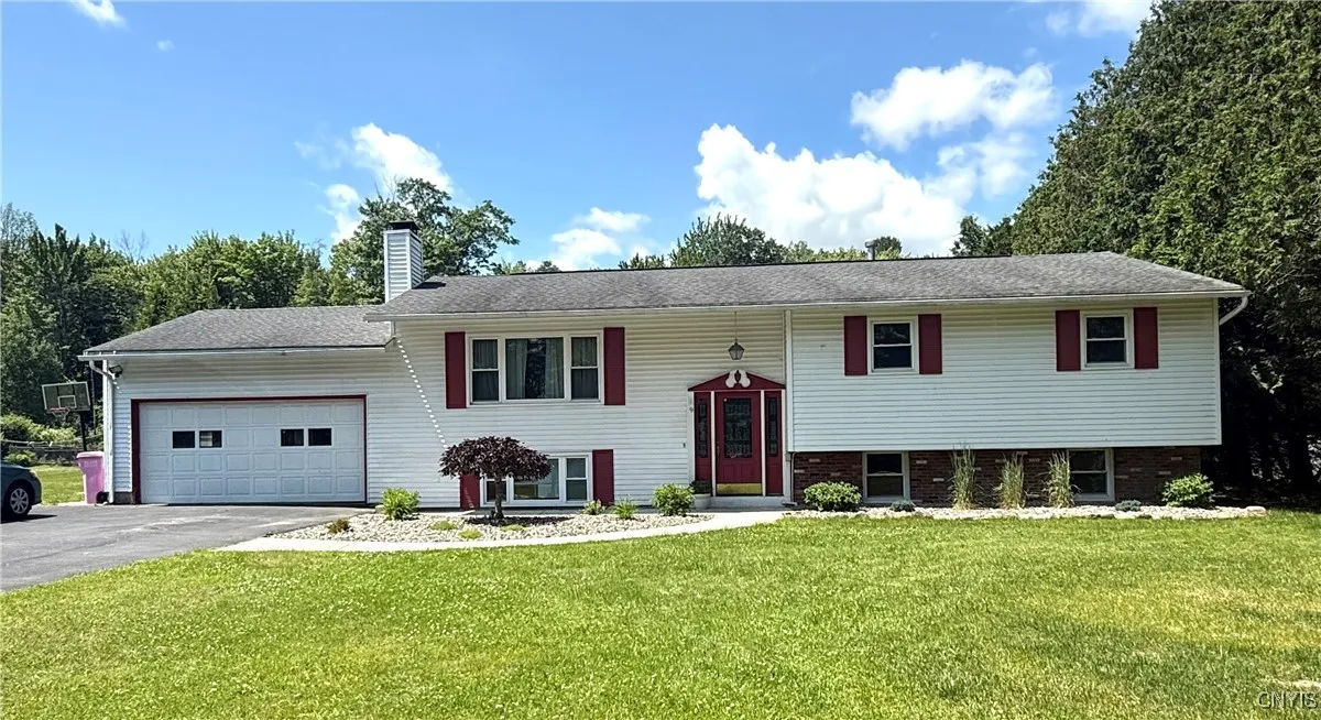 9 Homestead Road West, Kirkland, New York 13323, Kirkland, New York 13323, 4 Bedrooms Bedrooms, 9 Rooms Rooms,3 BathroomsBathrooms,Residential,Closed,9 Homestead Road West, Kirkland, New York 13323,0,S1617798
