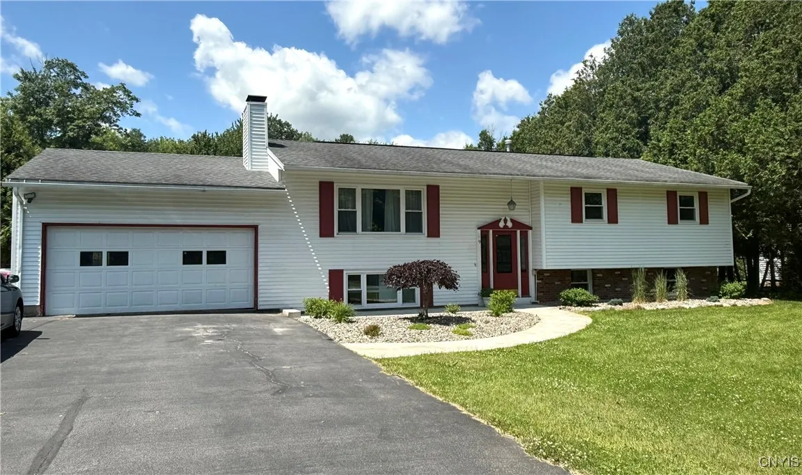 9 Homestead Road West, Kirkland, New York 13323, Kirkland, New York 13323, 4 Bedrooms Bedrooms, 9 Rooms Rooms,3 BathroomsBathrooms,Residential,Closed,9 Homestead Road West, Kirkland, New York 13323,0,S1617798