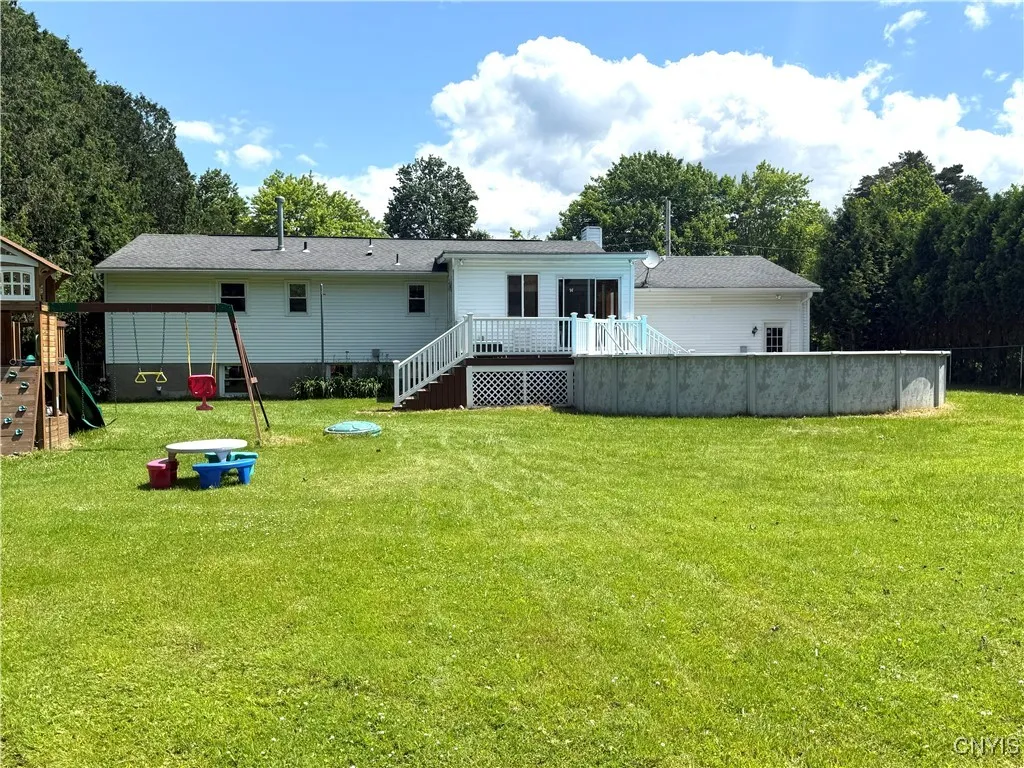 9 Homestead Road West, Kirkland, New York 13323, Kirkland, New York 13323, 4 Bedrooms Bedrooms, 9 Rooms Rooms,3 BathroomsBathrooms,Residential,Closed,9 Homestead Road West, Kirkland, New York 13323,0,S1617798