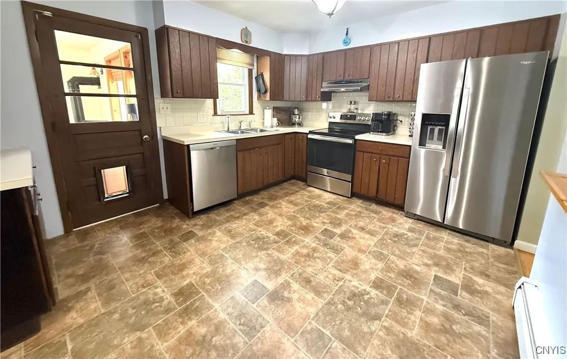 9 Homestead Road West, Kirkland, New York 13323, Kirkland, New York 13323, 4 Bedrooms Bedrooms, 9 Rooms Rooms,3 BathroomsBathrooms,Residential,Closed,9 Homestead Road West, Kirkland, New York 13323,0,S1617798