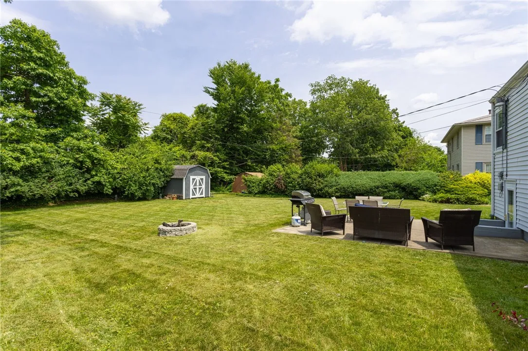 196 Saint Johns Drive, Greece, New York 14626, Greece, New York 14626, 3 Bedrooms Bedrooms, 6 Rooms Rooms,1 BathroomBathrooms,Residential,For Sale,196 Saint Johns Drive, Greece, New York 14626,R1616977