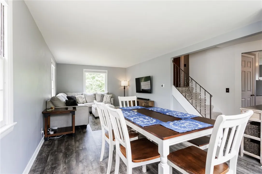 196 Saint Johns Drive, Greece, New York 14626, Greece, New York 14626, 3 Bedrooms Bedrooms, 6 Rooms Rooms,1 BathroomBathrooms,Residential,For Sale,196 Saint Johns Drive, Greece, New York 14626,R1616977