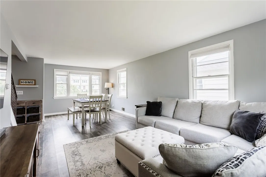 196 Saint Johns Drive, Greece, New York 14626, Greece, New York 14626, 3 Bedrooms Bedrooms, 6 Rooms Rooms,1 BathroomBathrooms,Residential,For Sale,196 Saint Johns Drive, Greece, New York 14626,R1616977