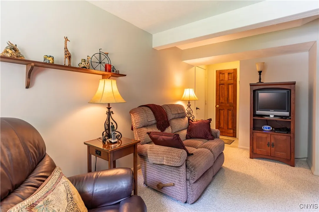 8424 Sextant Drive, Clay, New York 13027, Clay, New York 13027, 3 Bedrooms Bedrooms, 7 Rooms Rooms,1 BathroomBathrooms,Residential,For Sale,8424 Sextant Drive, Clay, New York 13027,S1613903