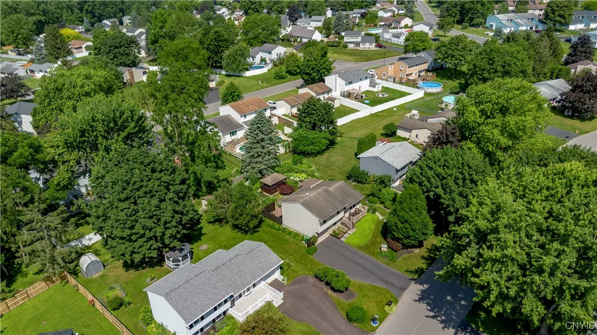 8424 Sextant Drive, Clay, New York 13027, Clay, New York 13027, 3 Bedrooms Bedrooms, 7 Rooms Rooms,1 BathroomBathrooms,Residential,For Sale,8424 Sextant Drive, Clay, New York 13027,S1613903