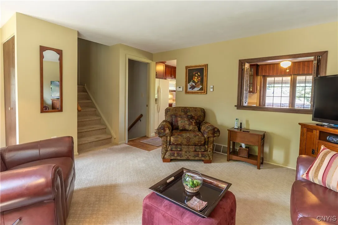 8424 Sextant Drive, Clay, New York 13027, Clay, New York 13027, 3 Bedrooms Bedrooms, 7 Rooms Rooms,1 BathroomBathrooms,Residential,For Sale,8424 Sextant Drive, Clay, New York 13027,S1613903